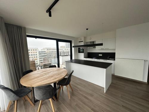 Penthouse Apartment in Brussels with Stunning View, Brussels (updated ... - Albert Canal View Penthouse Brussels