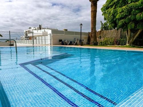 Bassein majutusasutuses Stunning Bungalow, Pool, Terrace, Beach! SE12 või selle lähedal