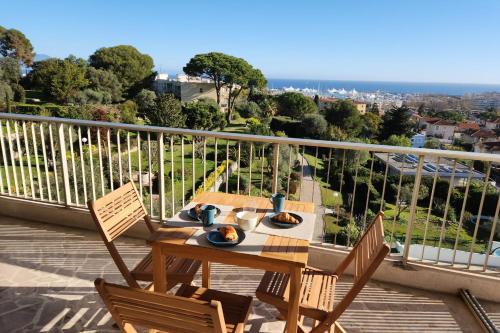 Le Valençay spacious 2 bedroom apartment