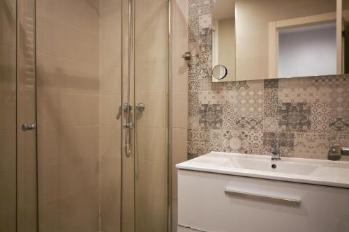 For You Rentals Apartment TEMPORAL Madrid Paloma-La Latina PAL41