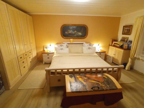 Postel nebo postele na pokoji v ubytování Chata u Honzíka