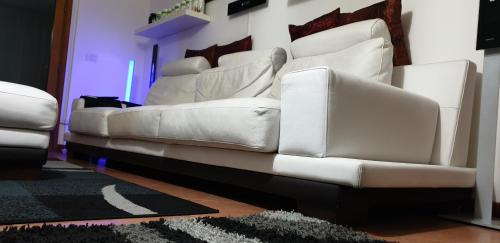 Cama o camas de una habitación en Sky Lounge Terrazza di Cesare Luxury Rooftop minipiscina-spa Sala Cinema WIFI parcheggio