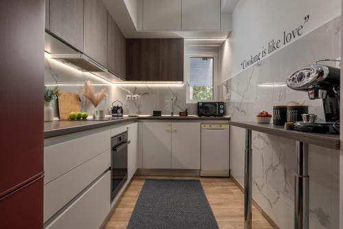 200m from Metro Station & Near Acropolis Hill