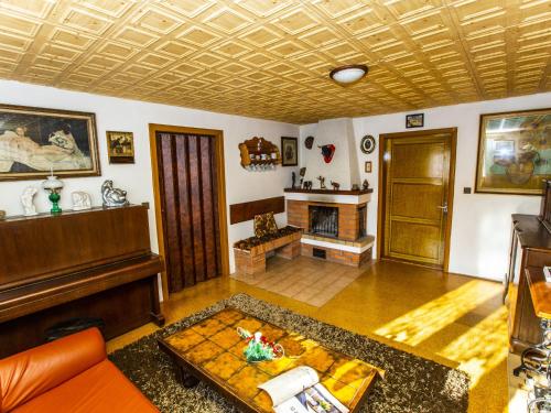 Χώρος καθιστικού στο Holiday Home Křečovice by Interhome