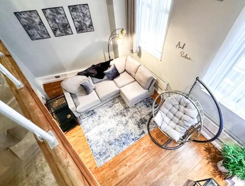 O zonă de relaxare la Modern Apartment, Nottingham City Centre, With Parking! Sleeps 4