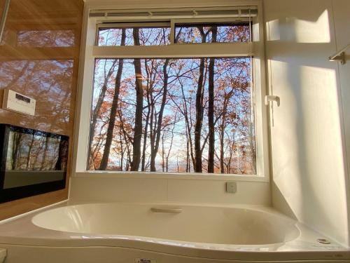 Rental Villa Karuizawa Honors Hill - Vacation STAY 04232v tesisinde bir banyo