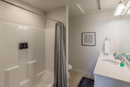 Et badeværelse på Mert's Place