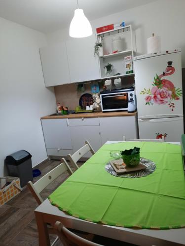 Nhà bếp/bếp nhỏ tại Vikendica Holiday