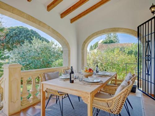 Holiday Home Villa del Tauro by Interhome
