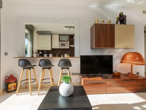 Apartment Tramontana-2 by Interhome