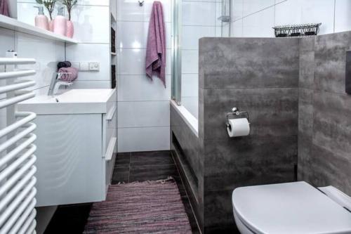 Kamar mandi di Exclusive loft with Sauna, AC and 3 bathrooms