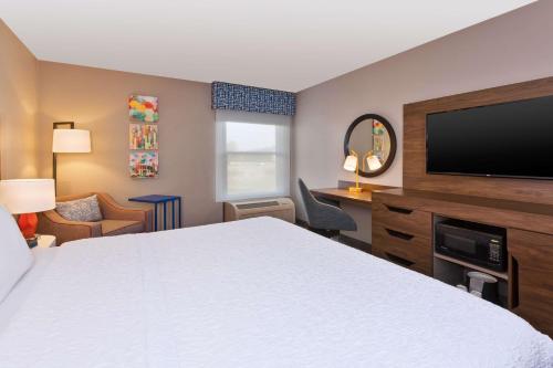 Postel nebo postele na pokoji v ubytování Hampton Inn Princeton