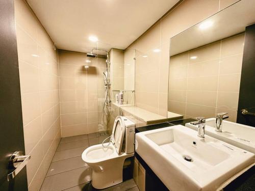 Koupelna v ubytování Sunway Grid Residence by WP HOMESTAY