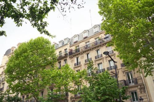 SACRE COEUR Grand Duplex 130 m2 - 4 chambres + double living