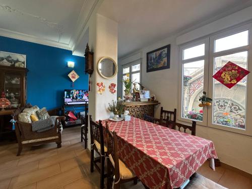 Mirador 1 del Mercado Central - habitacion con baño privado en el centro de la Ciudad Vella