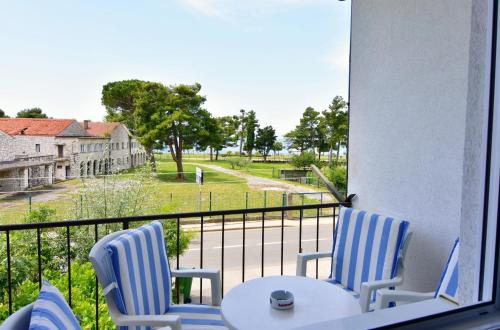 Apartments by the sea Umag - 22628