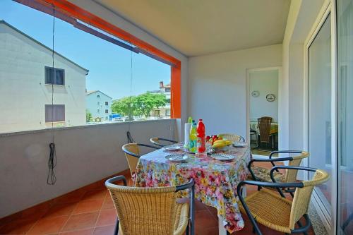 Apartments with parking space Umag - 22649