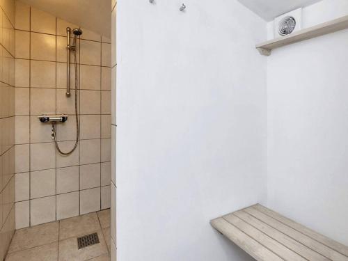 Koupelna v ubytování 6 person holiday home in Bogense-By Traum