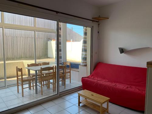 Biscarrosse Plage - Studio cabine: 4 pers, proche plages et commerces, ménage inclus - FR-1-319-191