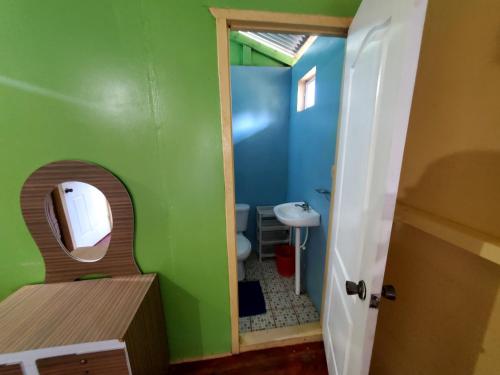 Koupelna v ubytování The Little Dream House