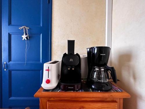 Photo de la galerie de l'établissement Appartement 29m² à 50m de la plage, animaux admis - FR-1-540-242, à Notre-Dame-de-Monts