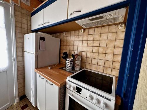 Photo de la galerie de l'établissement Appartement 29m² à 50m de la plage, animaux admis - FR-1-540-242, à Notre-Dame-de-Monts