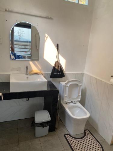 Bagno di 17Stories 1