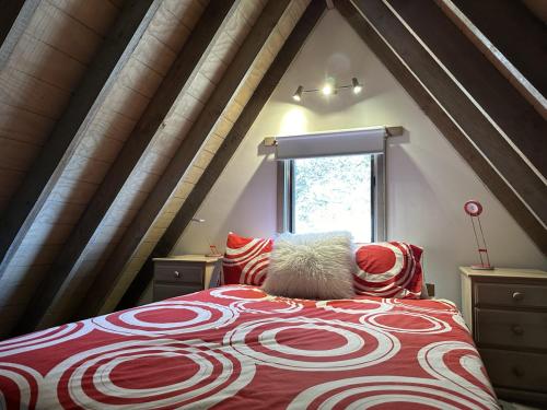 Ένα ή περισσότερα κρεβάτια σε δωμάτιο στο Brindabella Chalet alpine-getaways