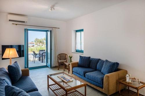 Beachside House in Naousa