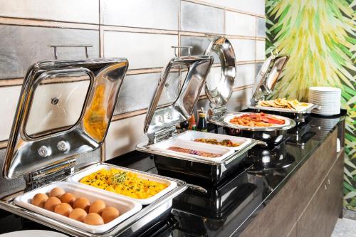 Jídlo v aparthotelu nebo okolí