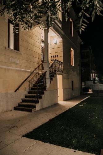 Το κτήριο όπου στεγάζεται  ο ξενώνας