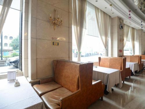 Posezení v ubytování Regency Hotel