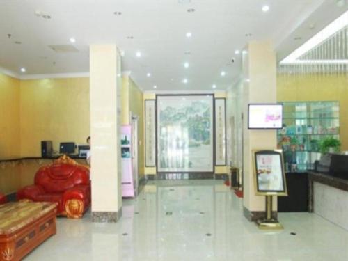 Vestibiulis arba registratūra apgyvendinimo įstaigoje Kunlun Leju Business Hotel Kaifeng Gulou