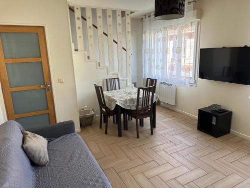 Photo de la galerie de l'établissement Duplex 10 mn de Paris, à Alfortville