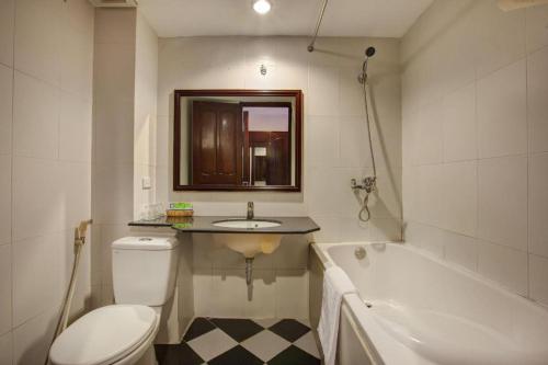 Kylpyhuone majoituspaikassa Nk Hotel Hanoi