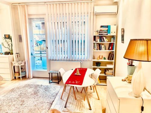 SunDeluxe & Balcony 1075 Budapest, Madách Imre út kép - 3
