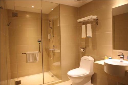 Kylpyhuone majoituspaikassa City Comfort Inn Guilin Ziyua District