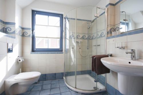 Ένα μπάνιο στο Utkiek W5 - Ihr Hafen der Erholung in Zingst