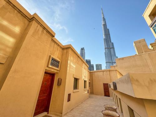Golden Homes Souk Al Bahar Tajer residences 1BR Mint avenue Near , Dubai mall & burj khalifa
