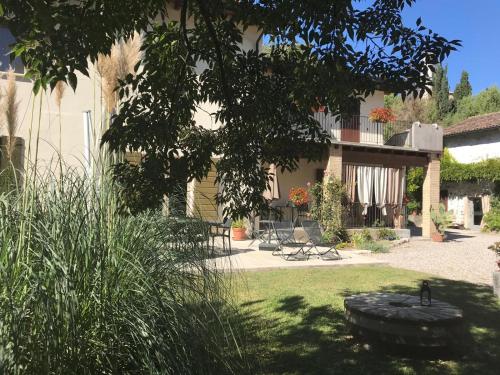 Jardín al aire libre en L'Isolo b&b e case vacanza