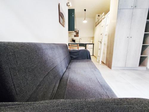 Athenian Dream Studio by YHA