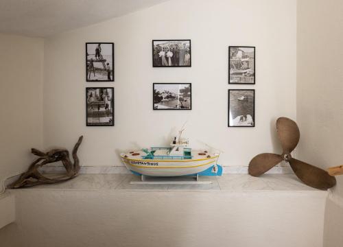 Gambar di galeri bagi Capella Skiathos, Town di Skiathos Town