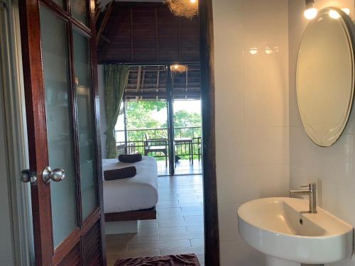 Koupelna v ubytování Kohtao Heritage Hideaway