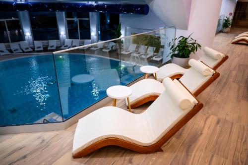 Grand Hotel Italia — Swimming pool