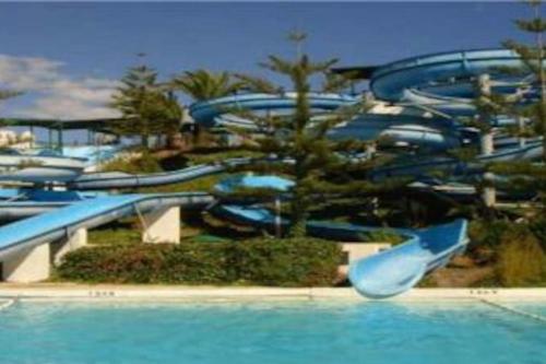 APARTAMENTO EN FUENGIROLA Con parking privado