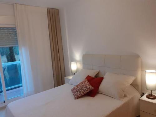 APARTAMENTO EN FUENGIROLA Con parking privado