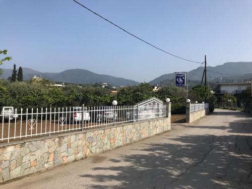 Gallery image of Leventis Apartments in Rovies