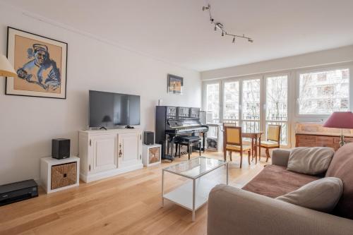 Veeve - Auteuil Adagio