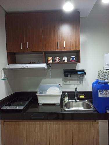 Majoituspaikan Cainta Condominium SMDC CHARM keittiö tai keittotila