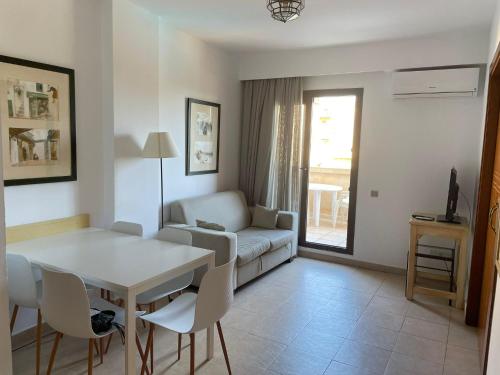 SEGUNDA PLANTA EN JARDINES DE ISLA CANELA